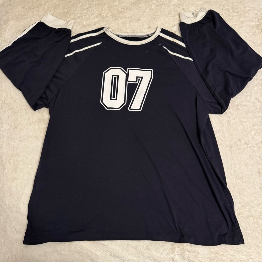 long sleeve oversized/baggy graphic t shirt